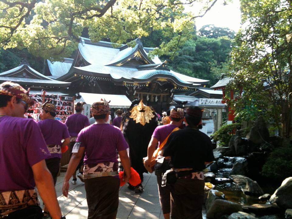 バロンと江島神社