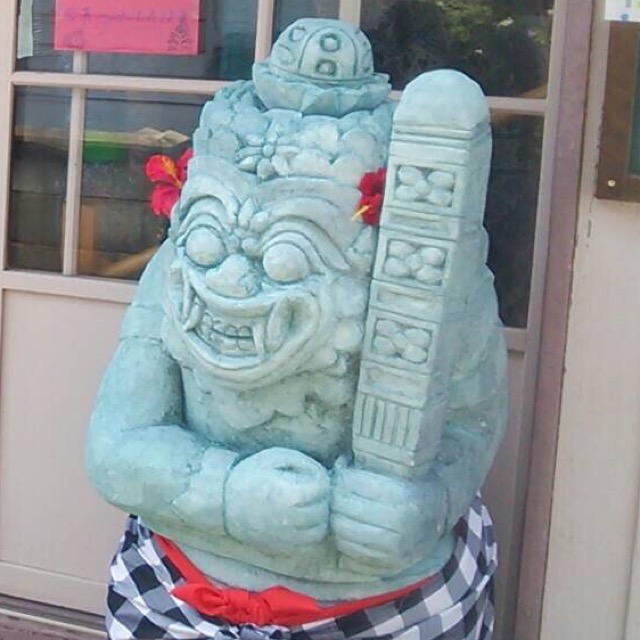 バリ石像彫刻